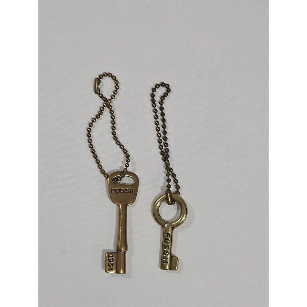 2 FOSSIL Metal Vintage Style Key Bag Charms Keychains Gold Tone Replacement
